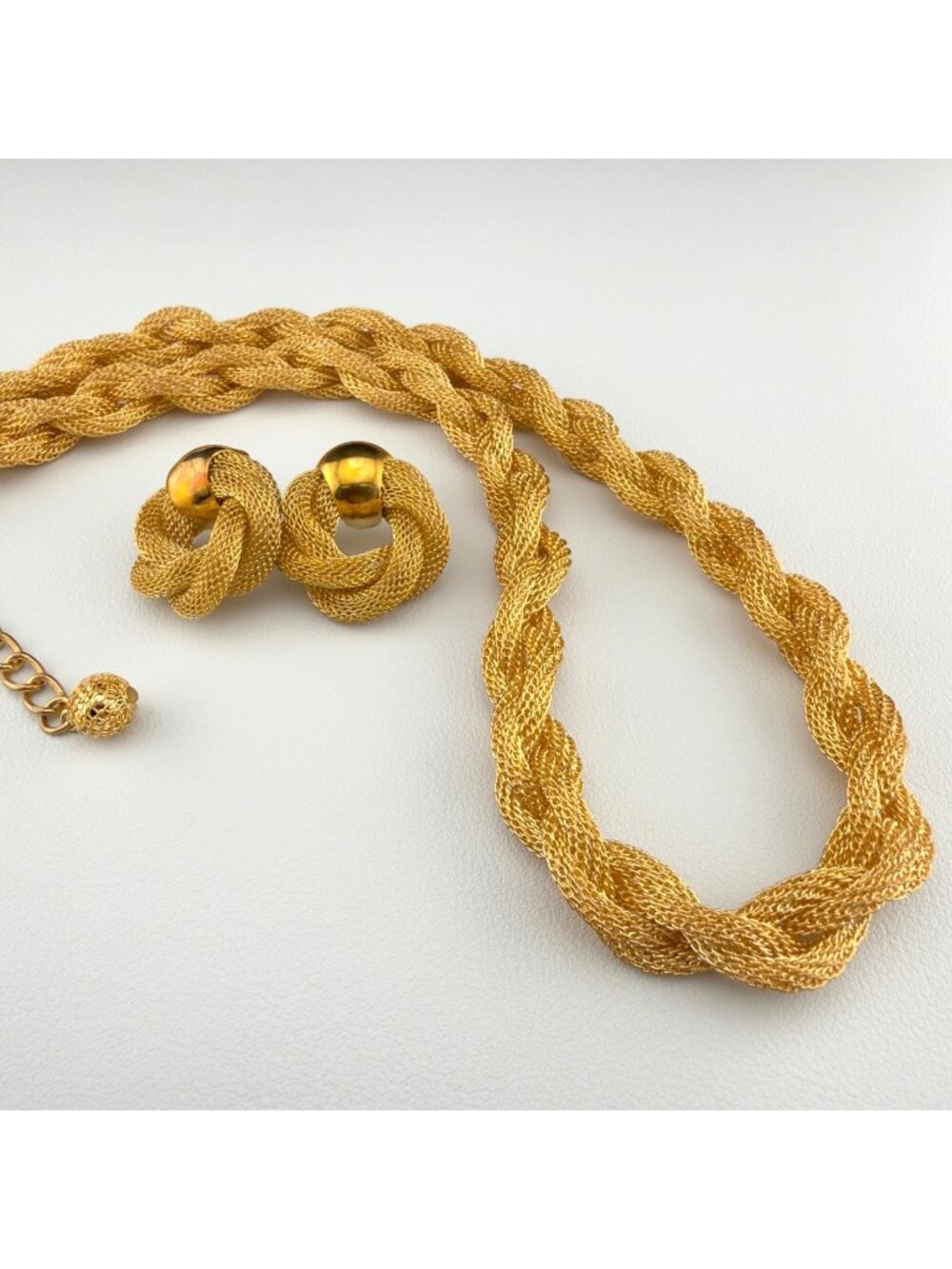 Vintage Braided Twisted Gold Tone Mesh Necklace Earrings Set 20"
